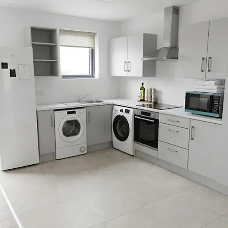 Lägenhet Modern Balcony Parking Sleeps 5 Galway